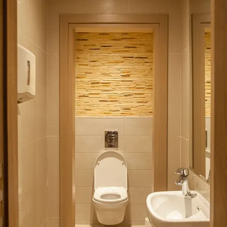 Hotel Hugo 3*