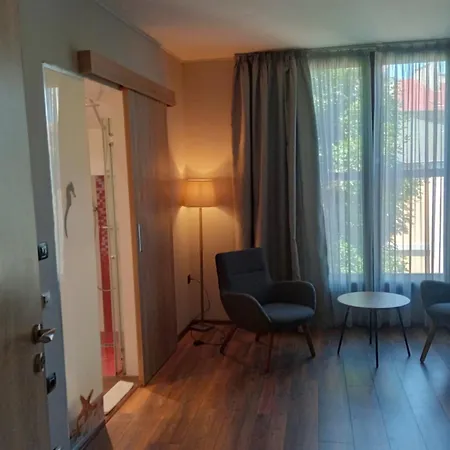 Hugo Hotel