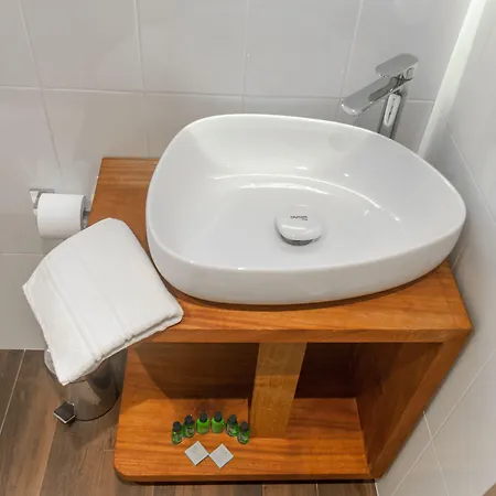 Hugo Hotel